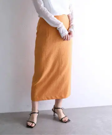 La Totalite 폴리에스테르 코튼 타이트 스커트