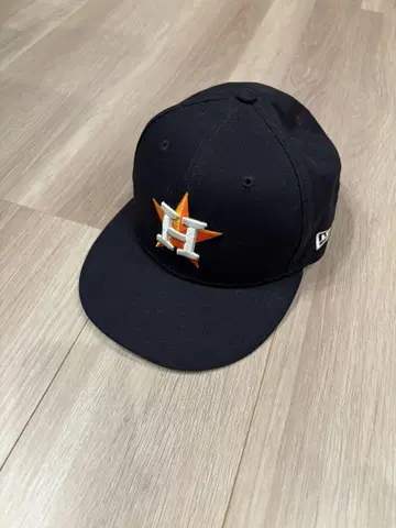 애스트로스 newera 73/8