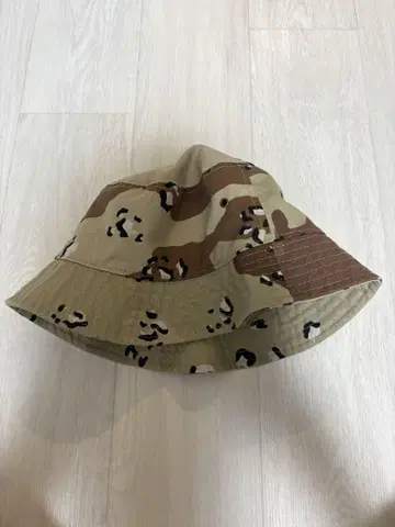 버킷햇 카모 패턴