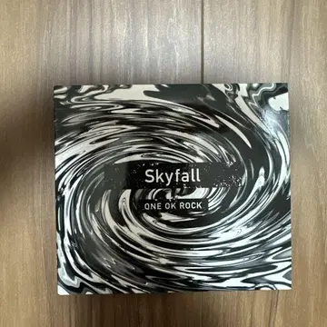 ONE OK ROCK Skyfall 회장 한정판 CD