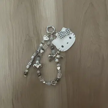 산리오 키티 브릴미 거울 포함 비즈 스트랩