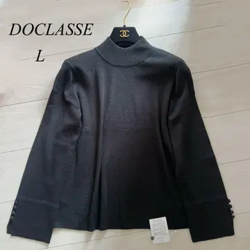 [미사용 새상품] 고급 DOCLASSE 싸개 단추 원 포인트 니트 블랙