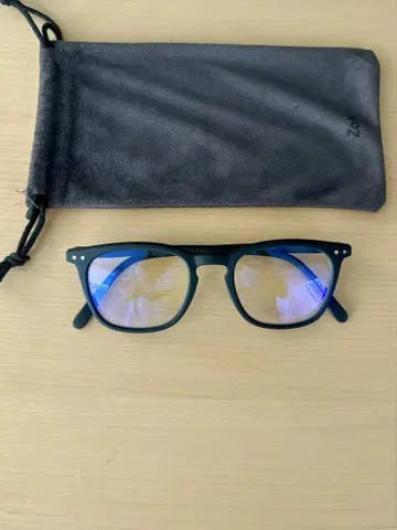 [ 새상품급 ] IZIPIZI SCREEN BLACK 스크린 안경
