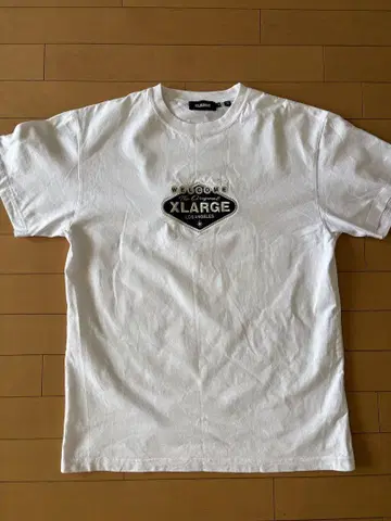 XLARGE 화이트 T셔츠 M 사이즈