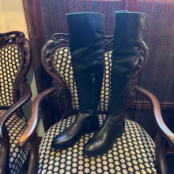 블랙 가죽 니하이 부츠 VERA COMMA 36 사이즈 이탈리아제