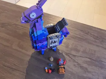[정품] LEGO Fortnite 라마 완성품