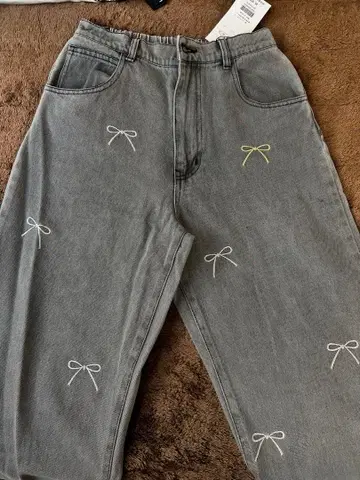 택 포함 새상품 OLIVE des OLIVE 데님 팬츠 리본 자수 그레이