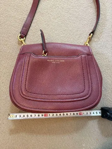 새상품급 MARC JACOBS 숄더백