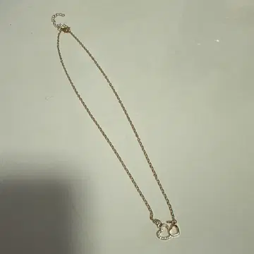 하트형 스톤 부착 목걸이