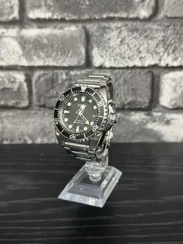 SEIKO KINETIC DIVERS 200M 블랙 5M62-0BL0