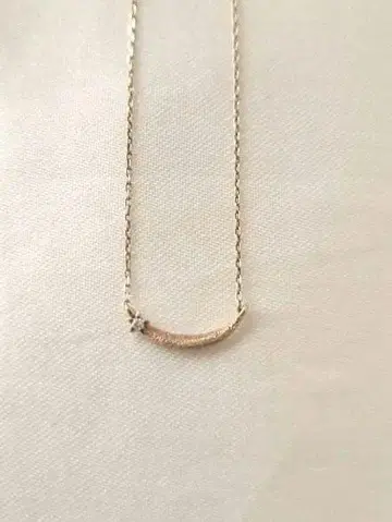 ete 목걸이