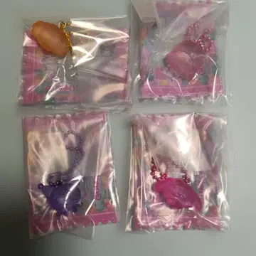 구미 츄어 참 & 미니 파우치 4세트