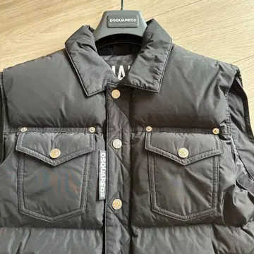 DSQUARED2 디스퀘어드 블랙 다운 베스트 사이즈 48