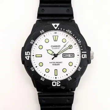 새상품급 CASIO 카시오 쿼츠 손목시계 MRW-200HJ-7EJH