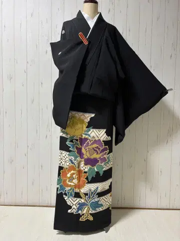 대양거 자수 블랙 전통 예복 기모노 m4352