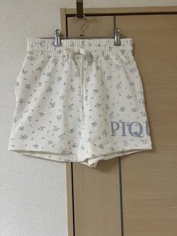 택 포함 새상품 젤라피케 꽃무늬 숏팬츠