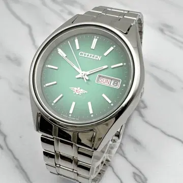 CITIZEN 이글세븐 데이데이트 자동 와인딩 그린 다이얼 손목시계