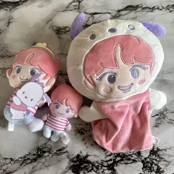 nct 산리오 캐릭터즈 정우 봉제 인형