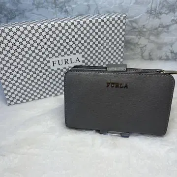 FURLA 그레이 접이식 지갑
