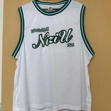 UNIFORM Produced by MAYUKA / NiziU