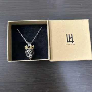 사자 왕관 펜던트 목걸이