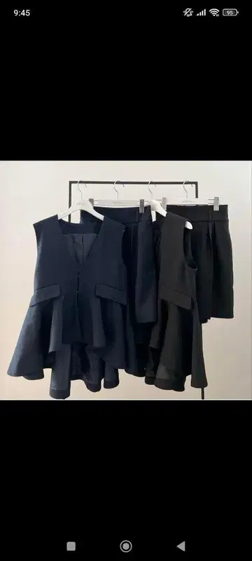 로지몬스터 페플럼 프릴 매스큘린 셋업 블랙