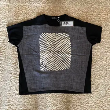 여성용 REBESA T셔츠 새상품!