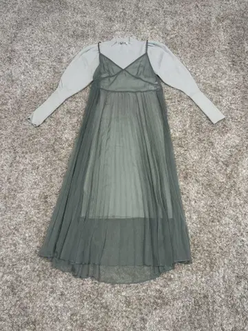 [가격 인하 가능] snidel 올리브 그린 시스루 롱 원피스