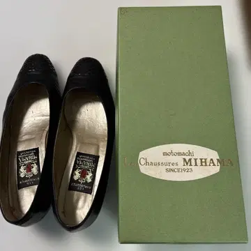 Mihama 블랙 펌프스 23.5cm