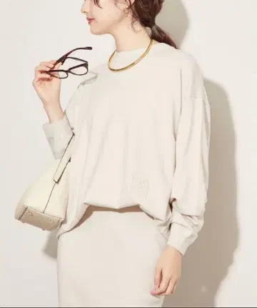 Plage Embroidery Knit 풀오버