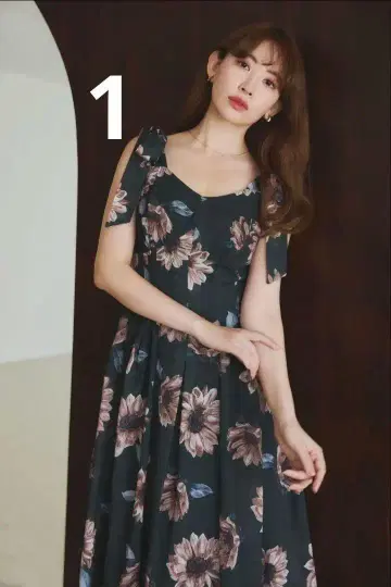 Sunflower-Printed Midi Dress 1
