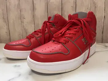 DC Shoes