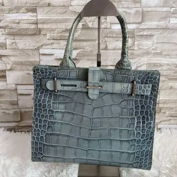 FURLA 엘레강트 크로커다일풍 토트백 그레이