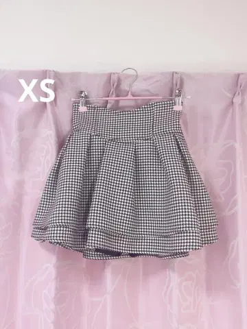 michellMacaron 슬림 레그가 되는 스커트 하운드투스 체크 패턴