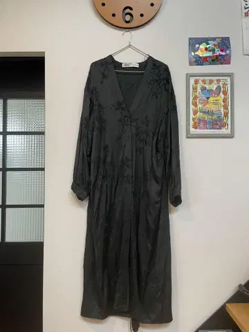ZARA 블랙 그린 롱 원피스 긴팔