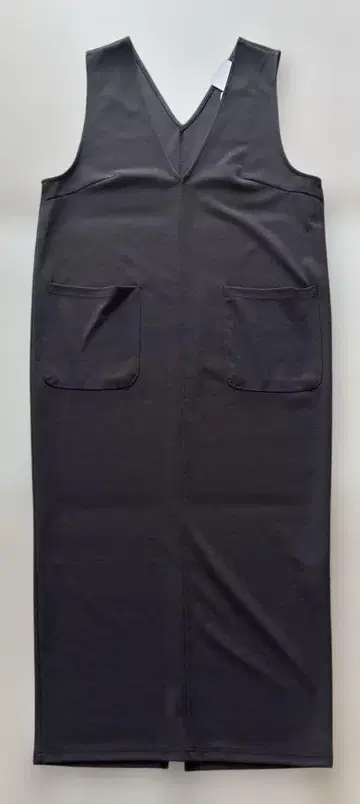 BEARDSLEY 비어즐리 깔끔한 오버롤 스커트 차콜