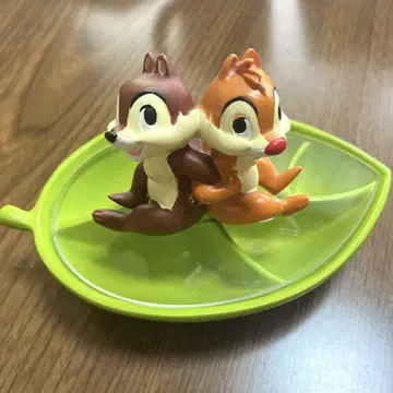 칩과 데일 소품함