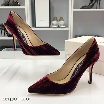 미사용 세르지오로시 벨벳 펌프스 와인 레드