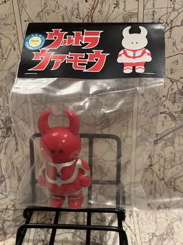 우아모우 울트라맨 빨간색 완판 레어