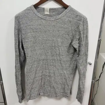 엔할리우드 그레이 긴팔 니트 티셔츠