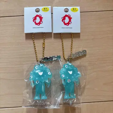 오사카 간사이 만박 축광 미야쿠미야쿠 키링 2개 세트 새상품