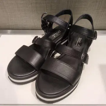 Agnes b 에네스베 샌들 블랙 24cm