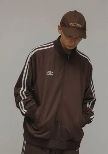 M to R UMBRO 트랙 자켓
