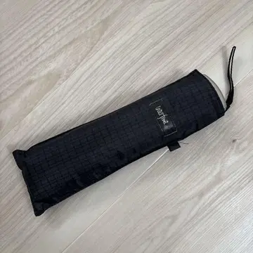 워터프론트 블랙 체크 무늬 접이식 우산