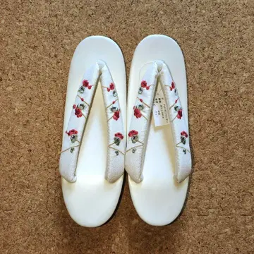 꽃무늬 자수 화이트 여성용 조리