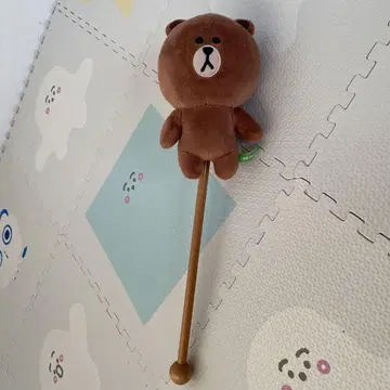 LINE FRIENDS 봉제 인형 어깨 두드림 막대 브라운