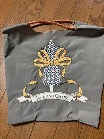 BALL AND CHAIN 에코백 그레이