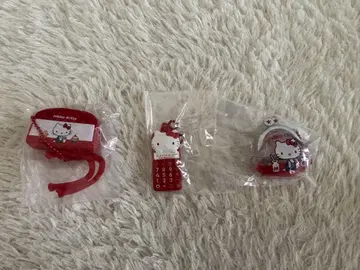 HELLO KITTY 미니어처 컬렉션 50주년 3개 세트