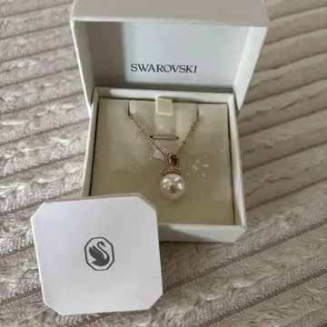 Swarovski 진주 펜던트 목걸이