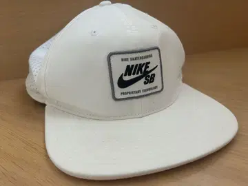 Nike SB Cap 화이트